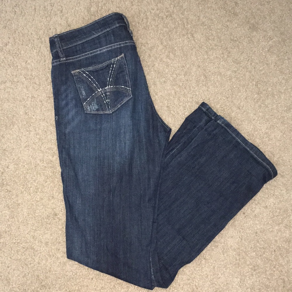 Boot cut jeans